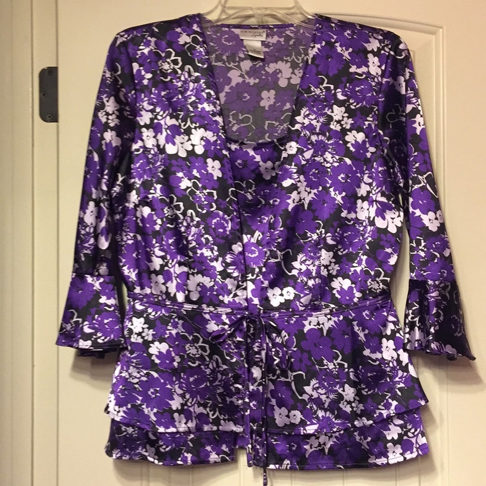 Ladies Purple Floral Top